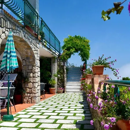Eden Bed & Breakfast